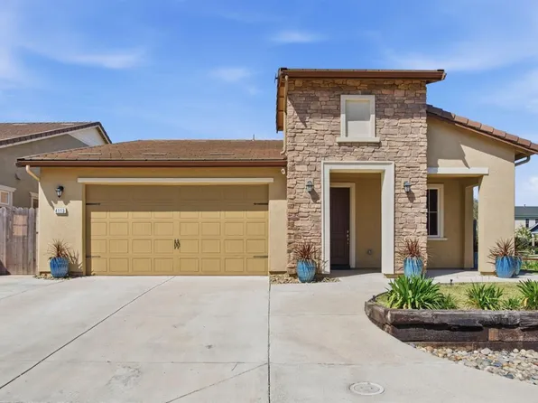 4113 Snowfire Dr, Modesto, CA 95357