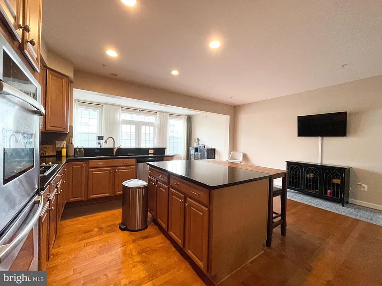 9661 Atterbury Ln — Photo 13