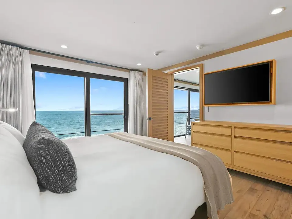 Breathtaking views from the bedroom and living room suite