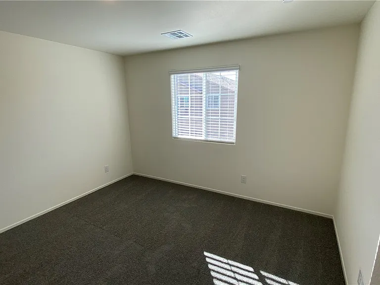 7850 Aurora Sky St — Photo 11
