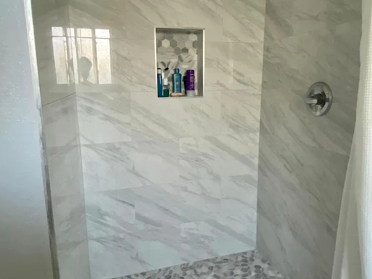 17802 Bailey Dr — Photo 1