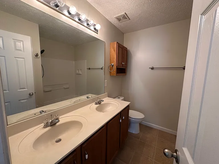 1016 Fulman Rd — Photo 15