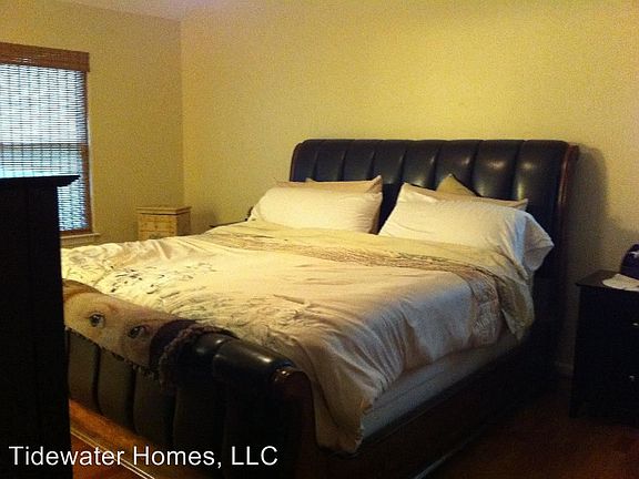 2nd image of 305 Tarneywood Ct