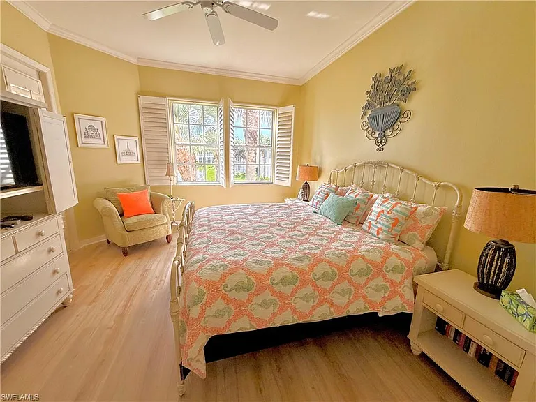 1000 L Ambiance Cir #201 — Photo 14