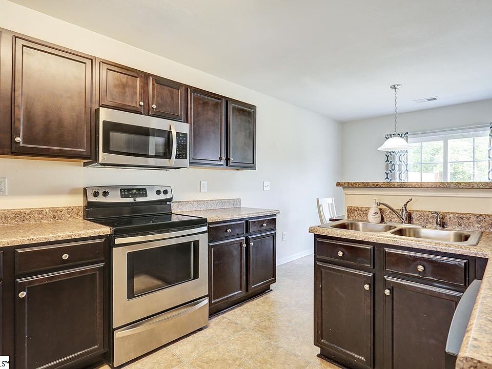 107 Hickory Knob Ln Wellford, SC Zillow Apartments for Rent in Wellford