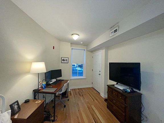 5th image of 4442 Cresson St #A