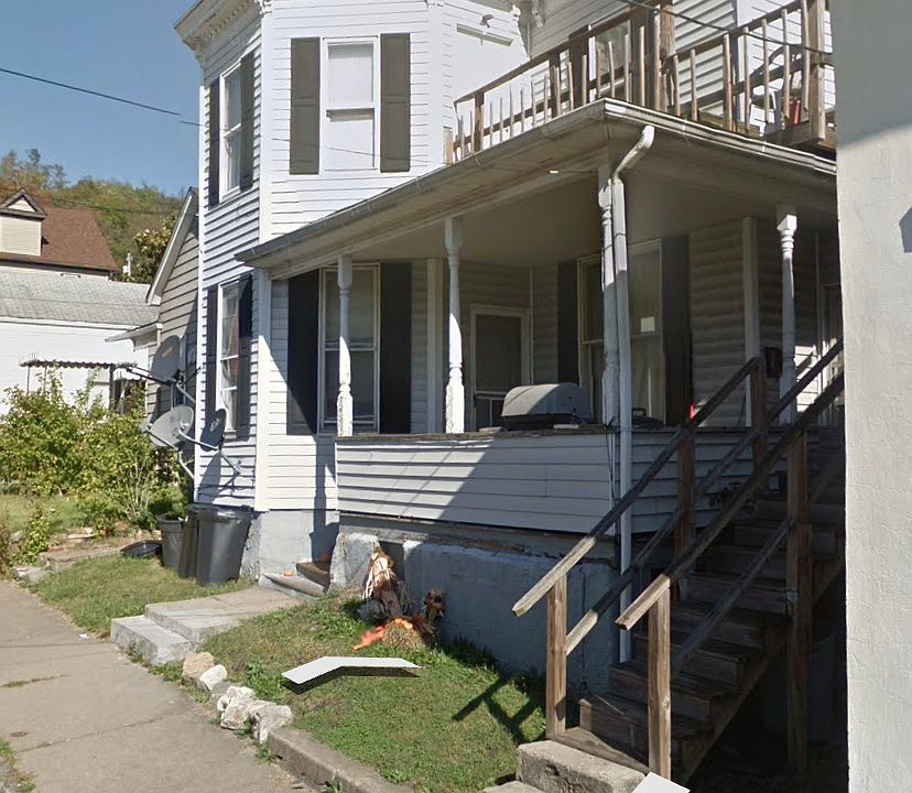1st image of 804 Hickory St