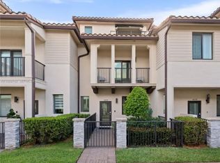 4654 NW 83rd Path, Doral, FL 33166