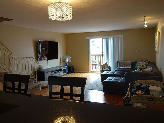 5th image of 2128 Bergen Ave
