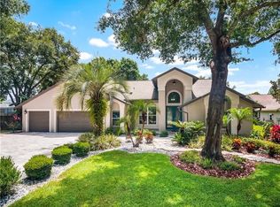 17905 Singing Wood Pl, Lutz, FL 33548