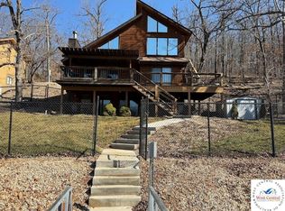 32693 Crescent Dr, Gravois Mills, MO 65037