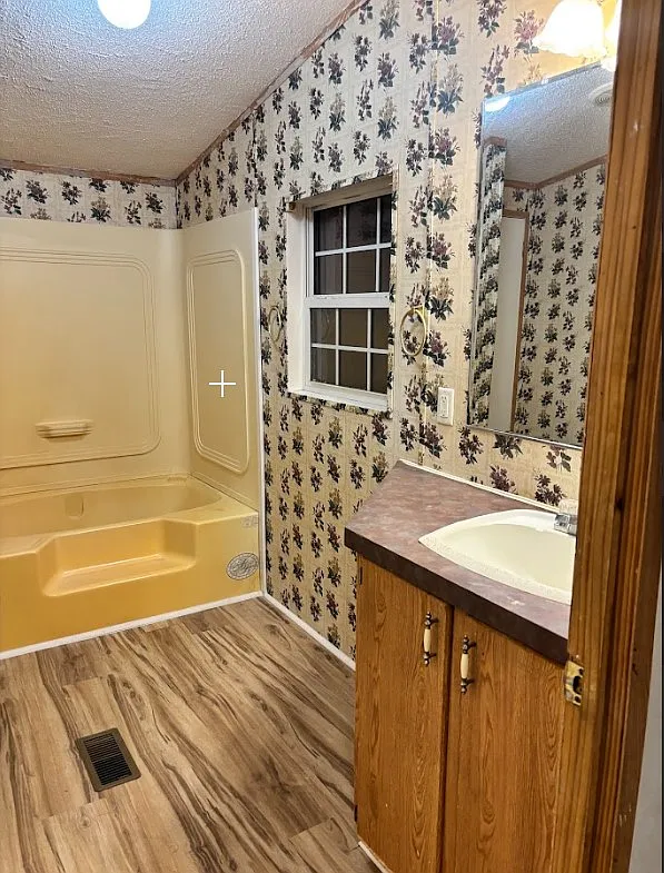 3 bed, 1152 sqft, $1,400 — Photo 4