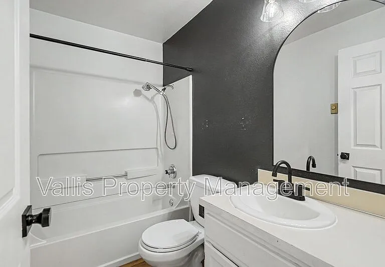 5260 Springcrest Dr S — Photo 6