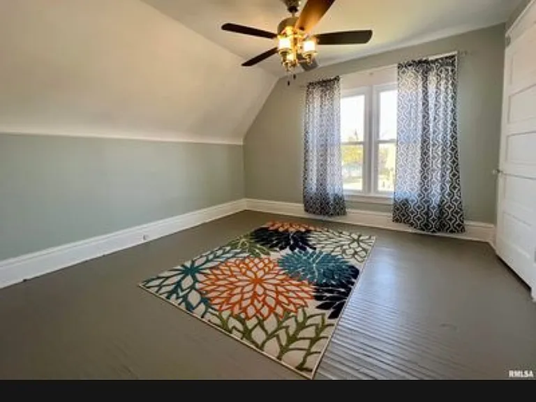 203 N Arthur Ave — Photo 1