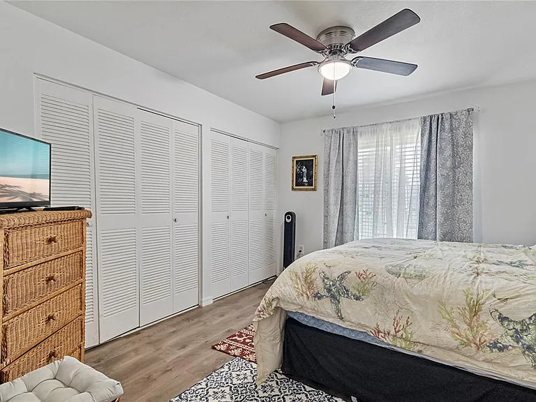 21280 Brinson Ave #220 — Photo 11