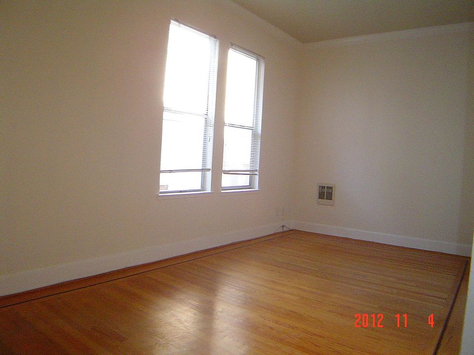 1st image of 235 Oak St APT 5