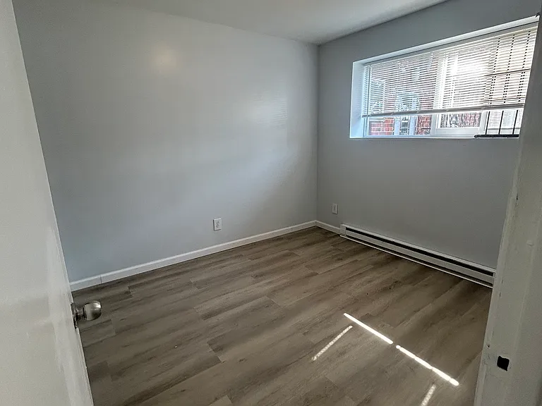14520 Milverton Rd #202 — Photo 10
