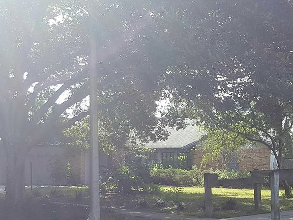 4th image of 3812 Harrogate Dr