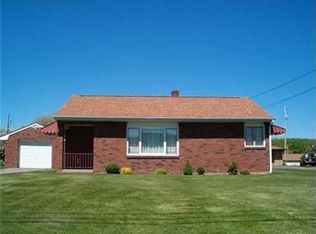 319 Meadow St, Ford City, PA 16226