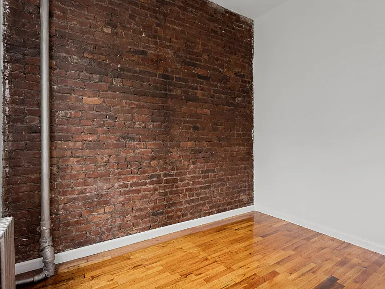 110 Thompson St #3B — Photo 7