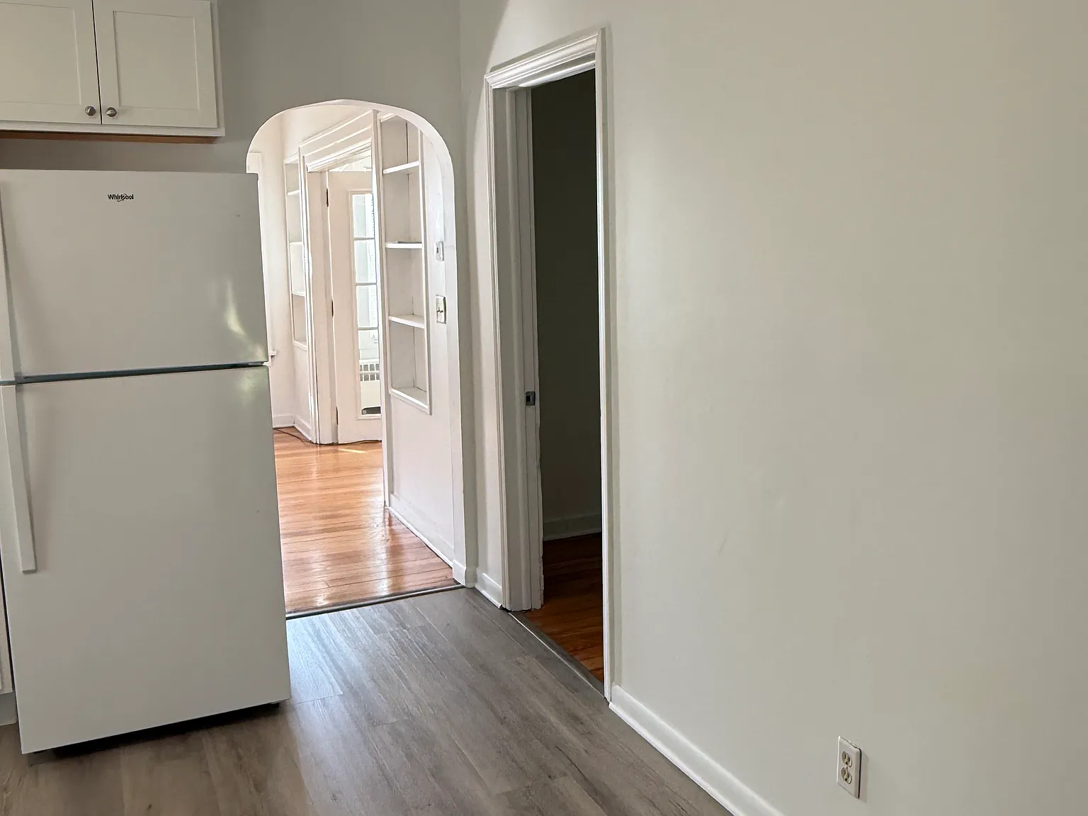 3 bed, 1306 sqft, $2,275 — Photo 4