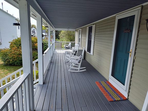 4th image of 14 Coves End Rd