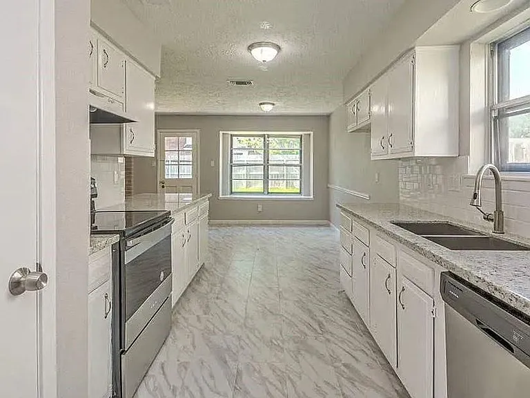 16818 Dutch Ridge Dr — Photo 9