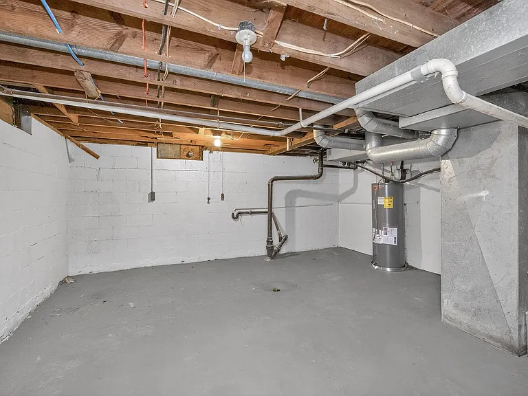 2804 Yankee Rd — Photo 29