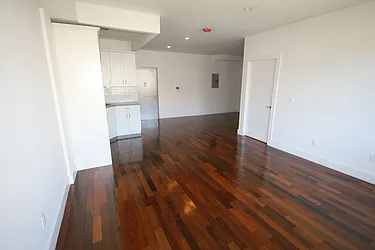 Rented by Makover Group Inc