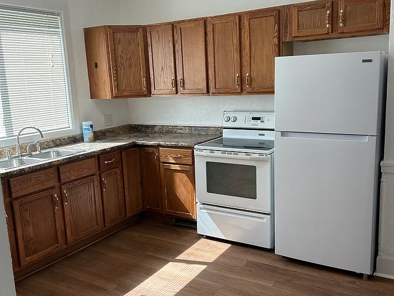 1241 Bluff Ave — Photo 10