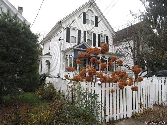 1st image of 77 Jefferson St