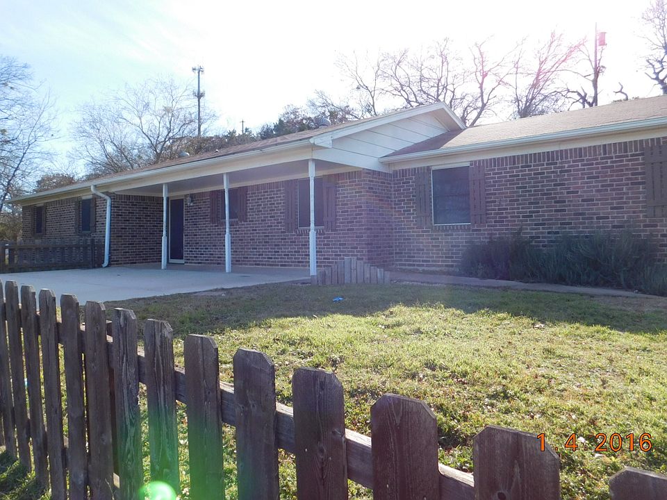 1st image of 1003 Bluff Dr
