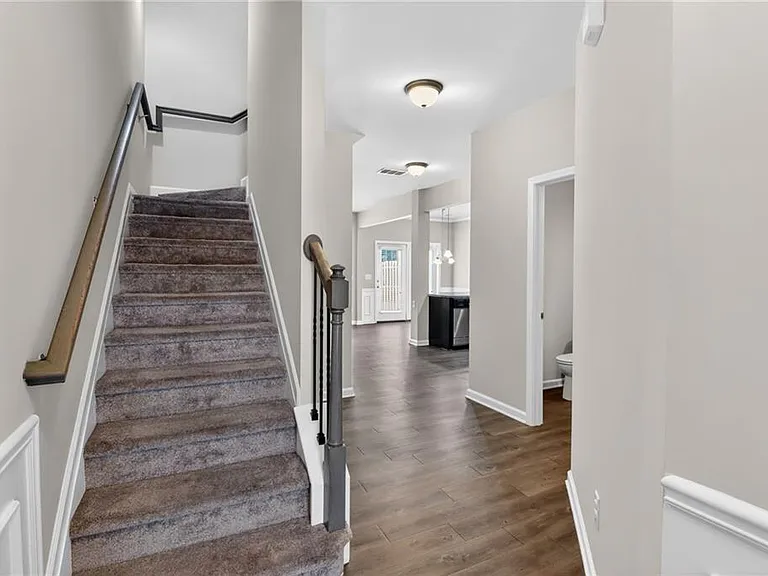 1542 Brookmere Way — Photo 4
