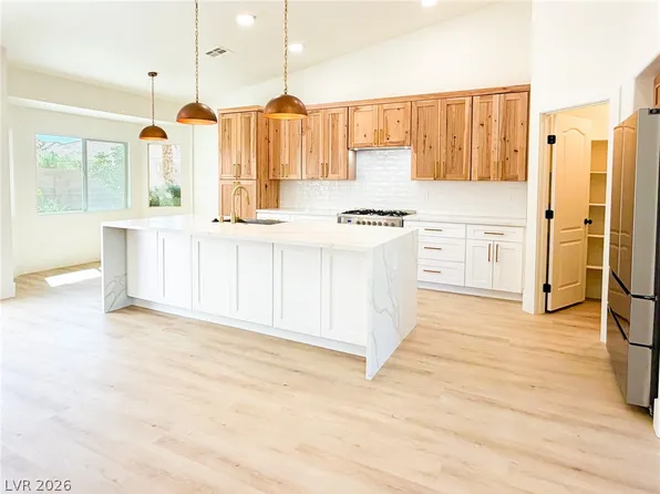 4197 Bottiglia Ave, Las Vegas, NV 89141