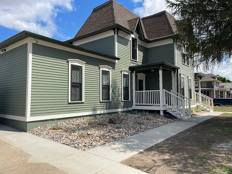 133 S Prairie Ave — Photo 19