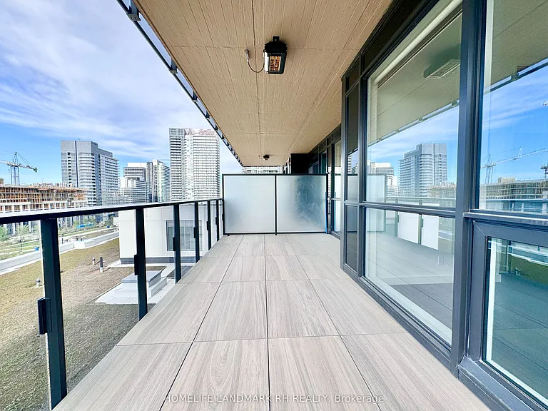 27 McMahon Dr #610 — Photo 14