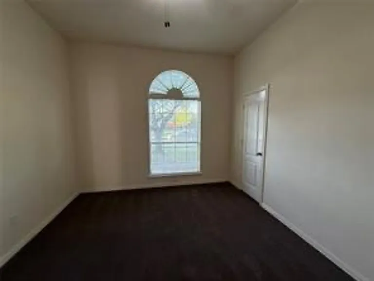 123 Hillcrest Dr — Photo 32