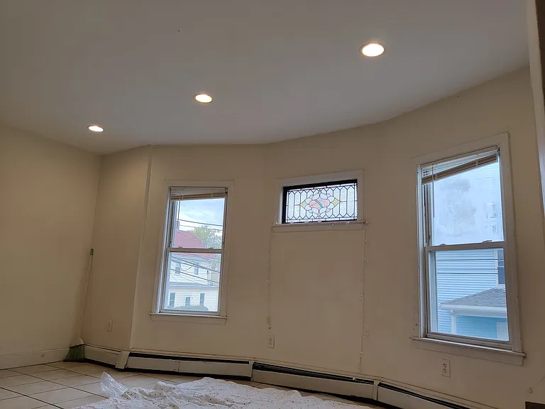 77 Fairbanks St #2 — Photo 5