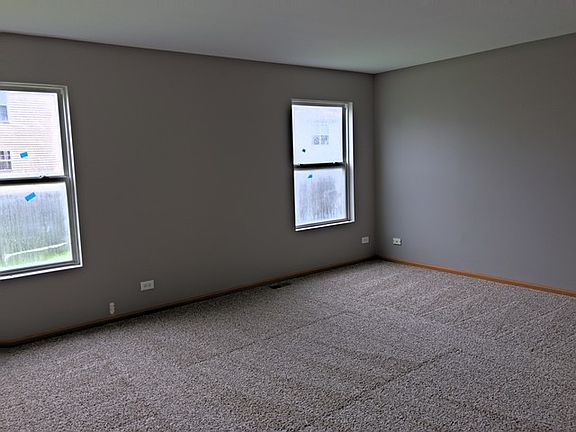 4th image of 673 Navajo St