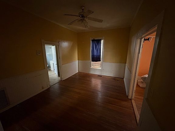 5th image of 512 W Pine St
