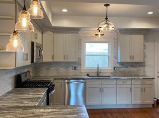 411 N Limestone, Lexington, KY 40508