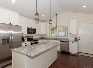 16 Henry Dr #16, Moosup, CT 06354