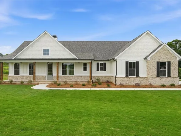 355 Sweetgrass Dr, Demorest, GA 30535