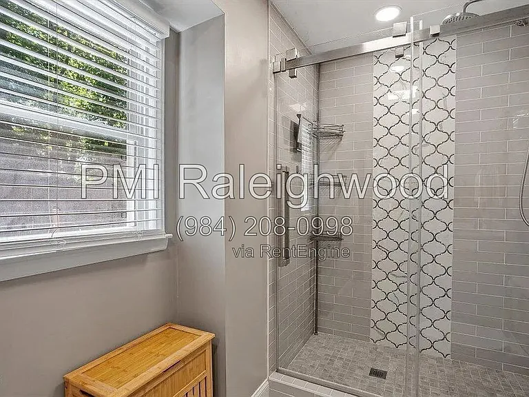 5408 Farley Dr #3 — Photo 21