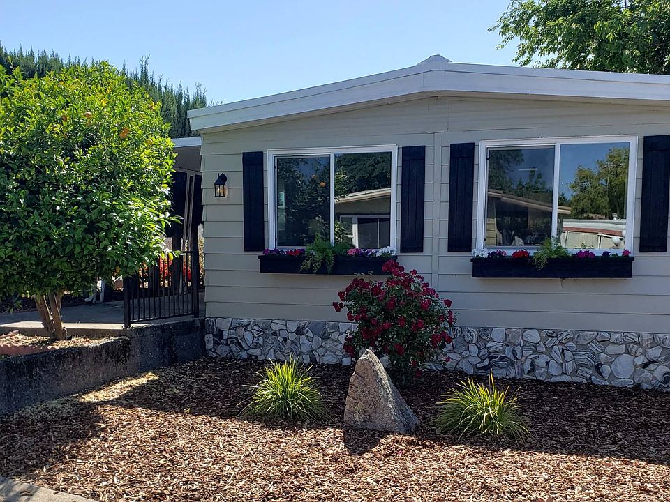 1st image of 79 Redwood Ln #79