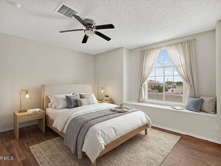 14224 Desert Ash Dr — Photo 4