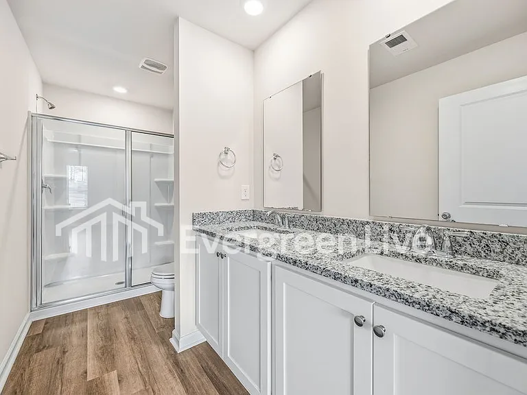 2233 Courtina Way — Photo 8