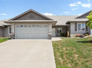 3722 Bluebird Dr SW, Cedar Rapids, IA 52404