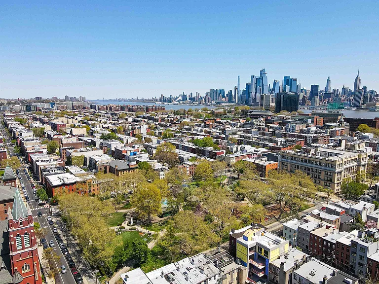 1500 Hudson St #9K — Photo 43