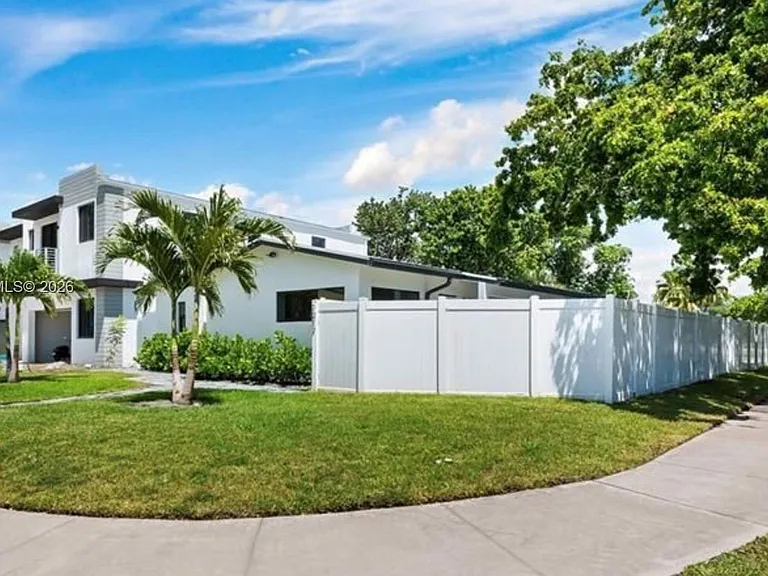 1015 SW 4th Ave #B — Photo 12